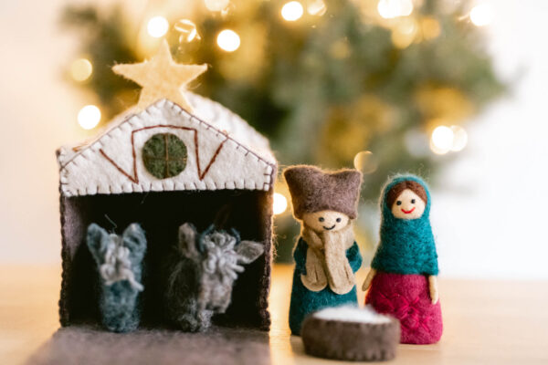 Vilten kerststal kleur - Sjaal met Verhaal - Afbeelding 4