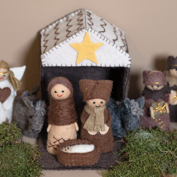 Kerststal-bruin-vilt-sjaal-verhaal-alsjelieft